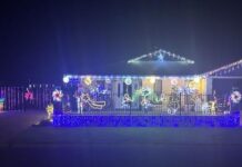 Gundy’s lights up for Christmas