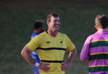 Emus outrun and outplay Saints in dominate display