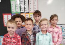 BRCC students don their flannos for the farmers