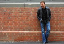 Troy Cassar-Daley headlining Roma’s Easter in the Country Festival