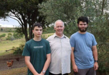 Flying fox rescue exposes family to lyssavirus risk